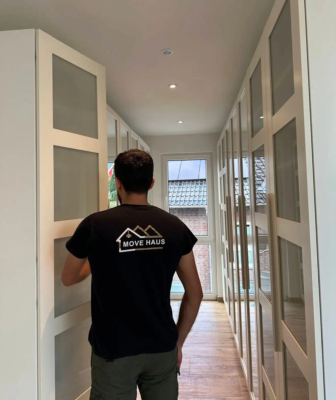 Praxisumzug mit Movehaus – professionelle Montage von Praxiseinrichtung und Medizingeräten